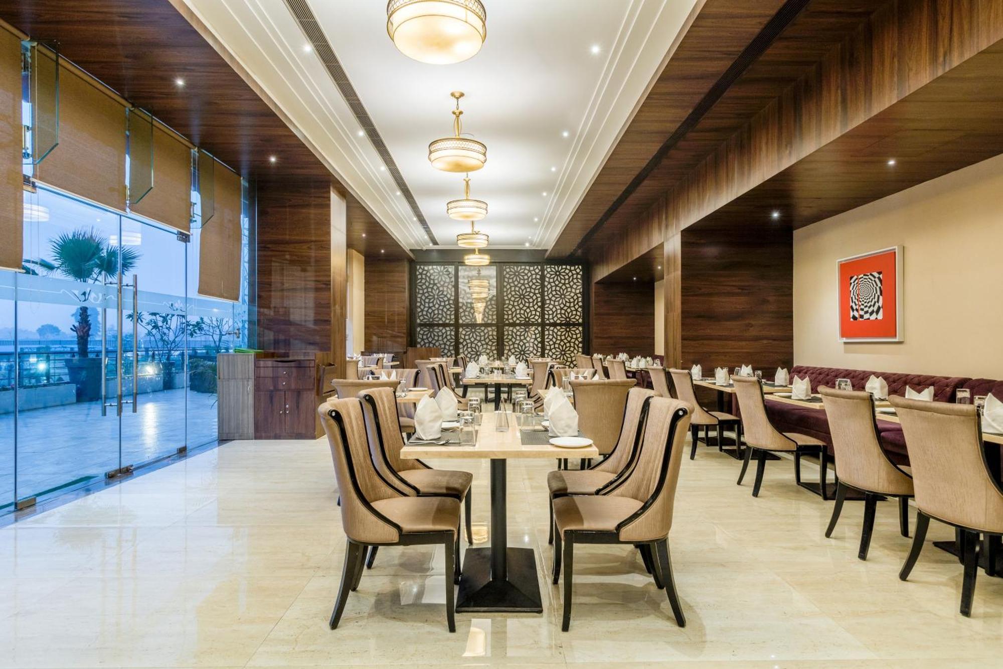 Golden Suites Gurgaon Inde Hotels Exterior foto